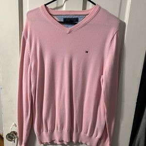 Men’s medium v-neck long sleeve